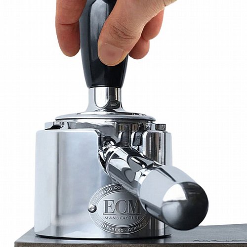 ���� ����� ������� ���������� ECM Tamper Station