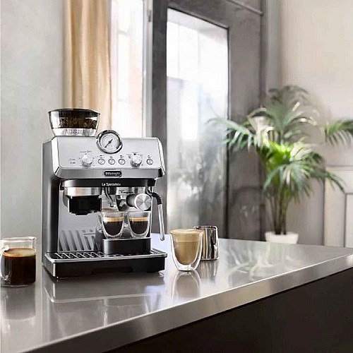 ������ ������ ����� Delonghi La Specialista Arte EC9155.MB �� �����