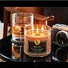 נר ריחני Village Candle Black Oak - סדרת Gentlemen’s Collection