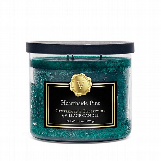 נר ריחני Village Candle Hearthside Pine - סדרת Gentlemen’s Collection נר ריחני Village Candle Hearthside Pine - סדרת Gentlemen’s Collection