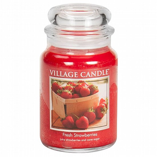 נר ריחני גדול Village Candle - Fresh Strawberries נר ריחני גדול Village Candle - Fresh Strawberries