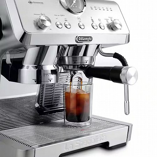 ������ ������ ����� Delonghi La Specialista Opera Espresso Cold Brew EC9555.M �� �����